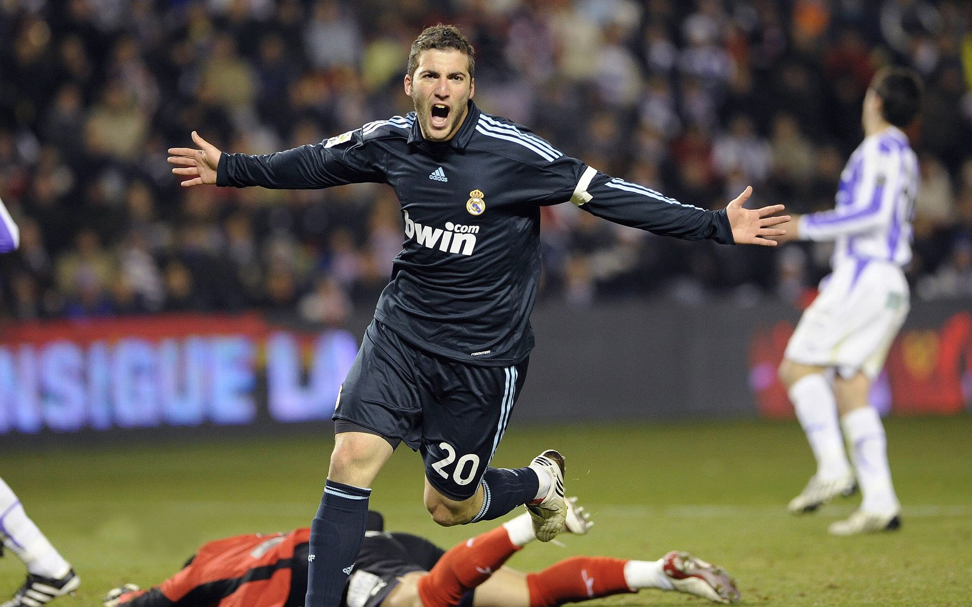 尼斯在主场战胜对手，法国联赛积分榜上升，法国联赛等级